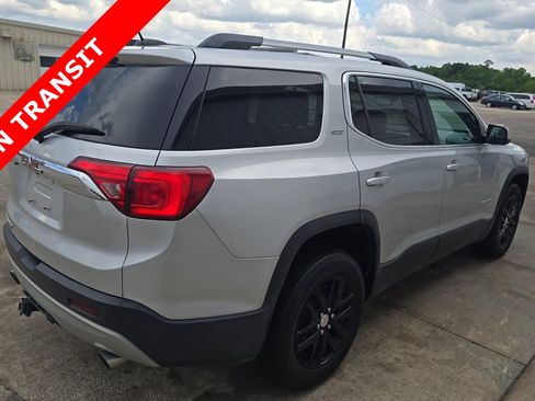 Used 2019 GMC Acadia SLT w/ LPO, Cargo Package FWD image 5