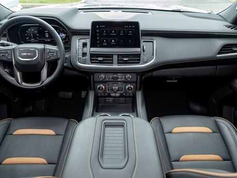 Used 2024 GMC Yukon AT4 w/ AT4 Premium Package image 41