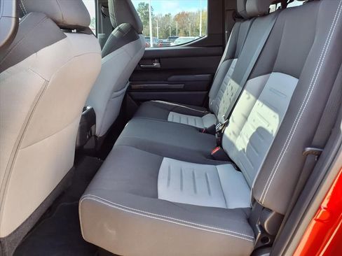 Used 2025 Toyota Tacoma TRD Off-Road image 18