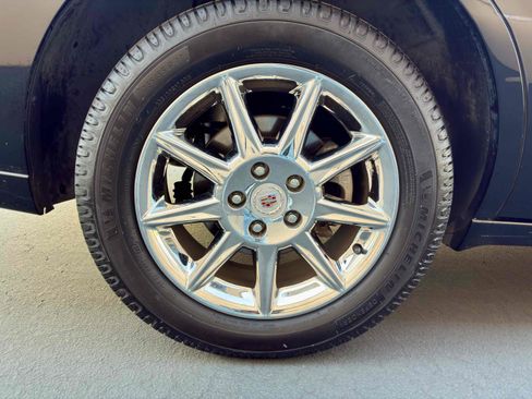 Used 2011 Cadillac DTS Luxury FWD image 14