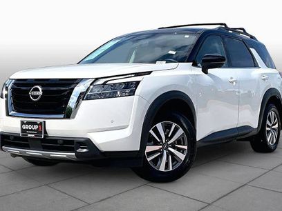 Certified 2023 Nissan Pathfinder SL