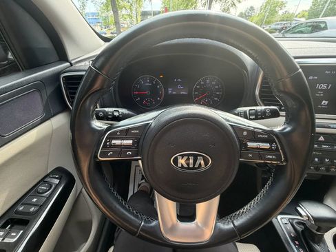Used 2022 Kia Sportage EX image 15