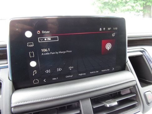 Used 2022 GMC Yukon XL SLE AWD/4WD image 14
