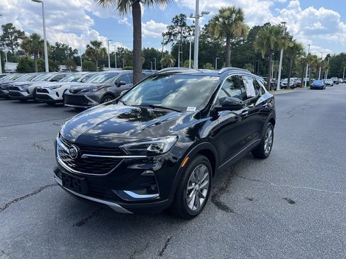 Used 2023 Buick Encore GX Essence w/ Experience Buick Package FWD image 5