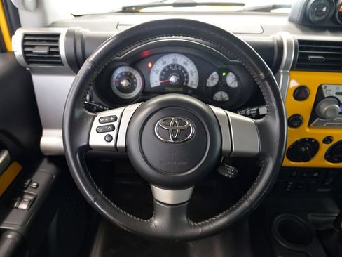 Used 2007 Toyota FJ Cruiser 4WD w/ Upgrade Pkg 2 image 18