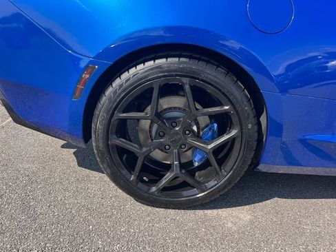 Used 2017 Chevrolet Camaro SS RWD image 25