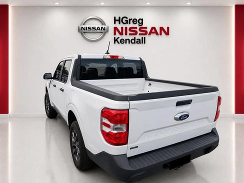 Used 2022 Ford Maverick XLT FWD image 2