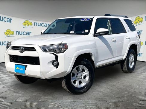 Used 2024 Toyota 4Runner SR5 image 3