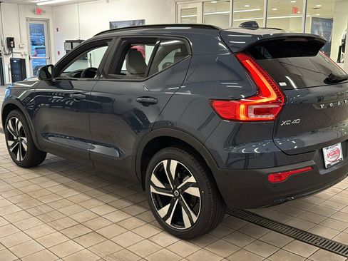 New 2026 Volvo XC40 B5 Plus w/ Climate Package image 7