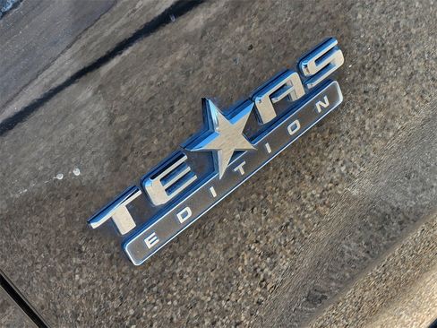 Used 2022 Chevrolet Silverado 1500 RST w/ Bed Protection Package image 11