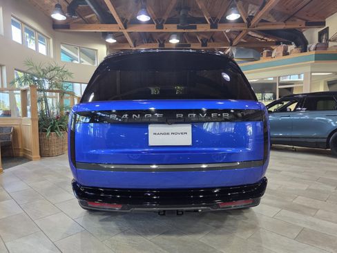 New 2025 Land Rover Range Rover Autobiography image 6