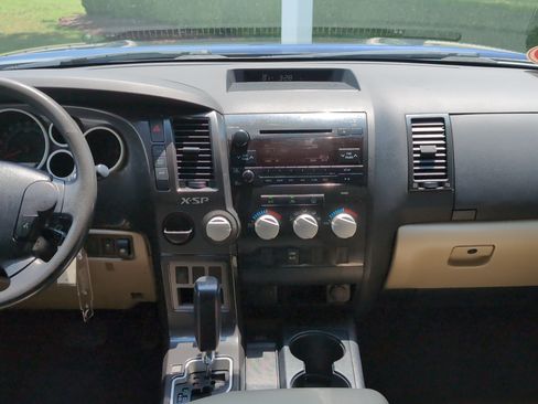 Used 2012 Toyota Tundra 2WD CrewMax w/ SR5 Pkg image 28