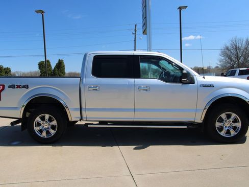 Used 2017 Ford F150 XLT w/ Equipment Group 302A Luxury image 4