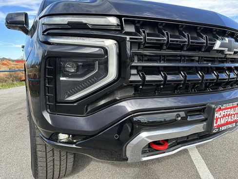 Used 2025 Chevrolet Tahoe Z71 image 8