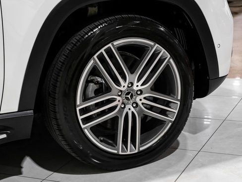 Used 2024 Mercedes-Benz GLS 450 4MATIC image 54