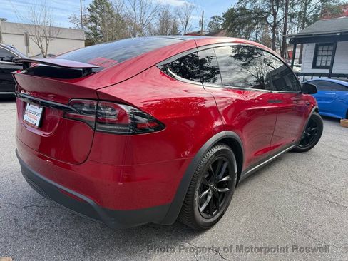 Used 2025 Tesla Model X image 4