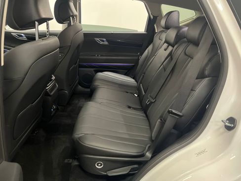 Used 2025 Genesis GV80 2.5T AWD/4WD image 27