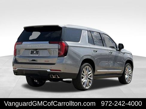 New 2026 GMC Yukon Denali w/ Denali Reserve Package AWD/4WD image 3