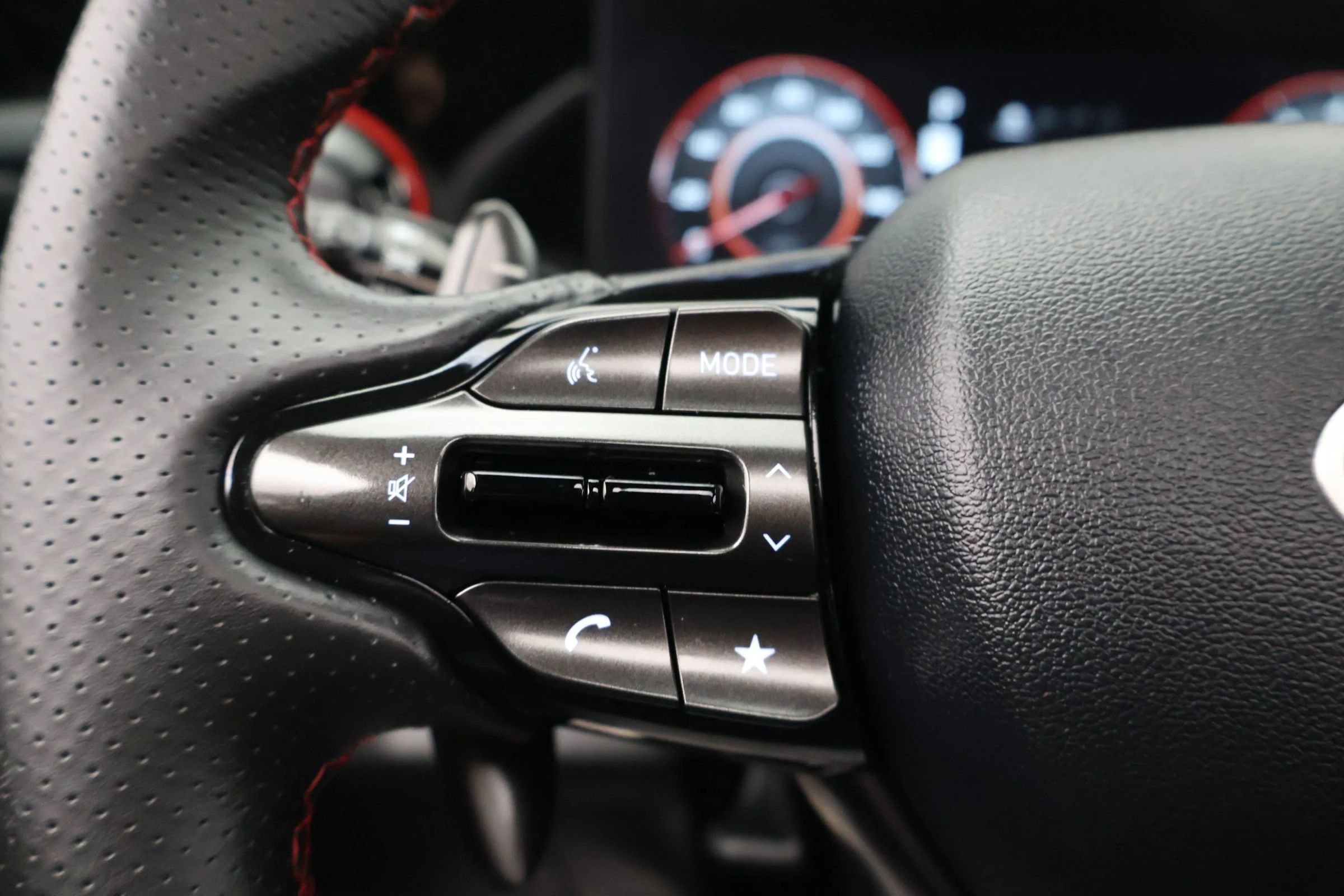 Used 2025 Hyundai Elantra N Line FWD image 23