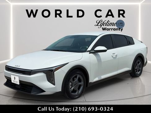 Used 2025 Kia K4 FWD image 7