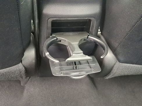 Used 2017 Toyota Corolla SE w/ SE Premium Package image 11