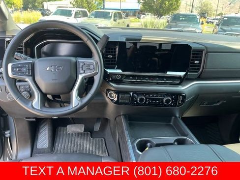 Used 2025 Chevrolet Silverado 3500 LTZ w/ LTZ Plus Package AWD/4WD image 27