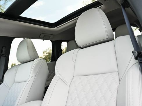 New 2025 Mitsubishi Outlander SEL image 20