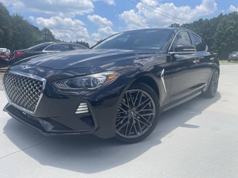 Used 2019 Genesis G70 2.0T Advanced RWD image 3