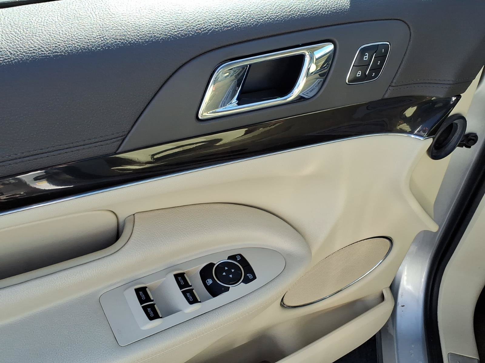 Used 2017 Lincoln MKT AWD w/ Technology Package image 16
