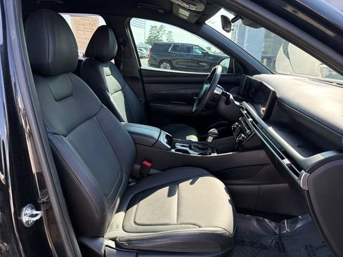 Used 2025 Hyundai Santa Cruz SEL AWD/4WD image 26