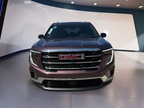 Used 2025 GMC Acadia Elevation FWD image 8