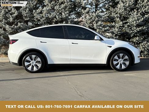 Used 2024 Tesla Model Y Long Range image 11