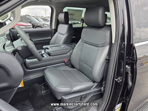 New 2026 Ford Expedition Active RWD image 8