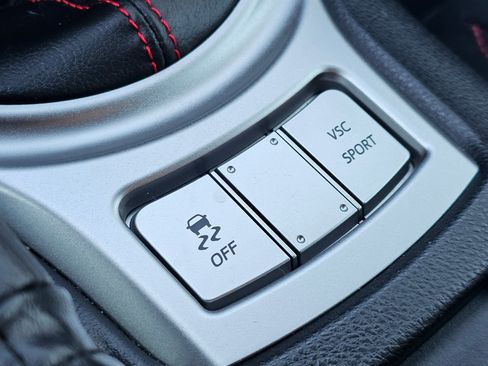 Used 2013 Scion FR-S image 32