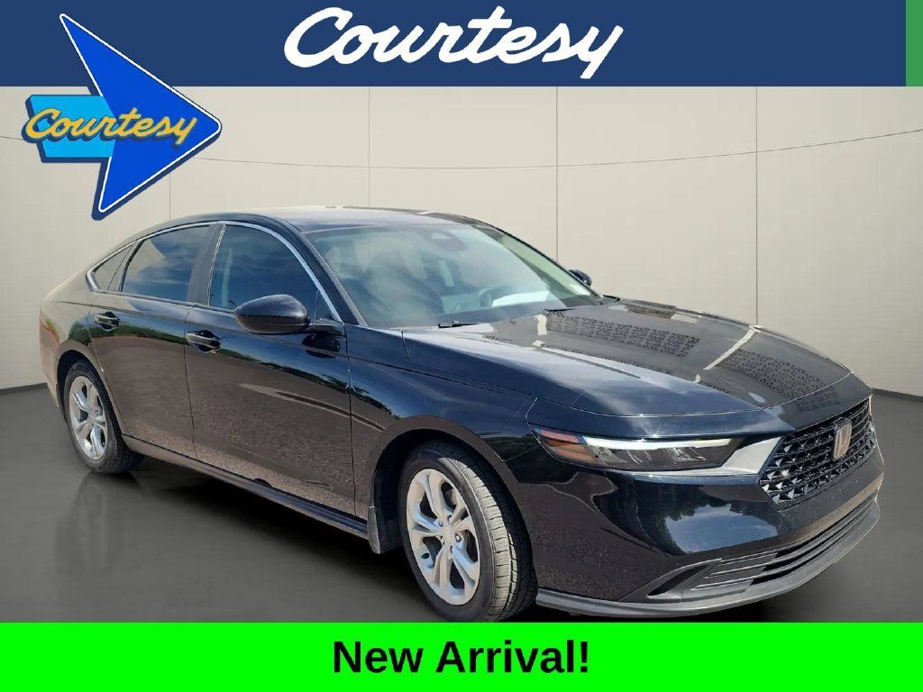 Used 2023 Honda Accord LX image 1