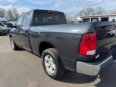 Used 2016 RAM 1500 ST w/ SXT Appearance Group image 11