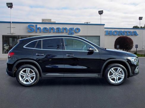 Used 2021 Mercedes-Benz GLA 250 4MATIC image 2