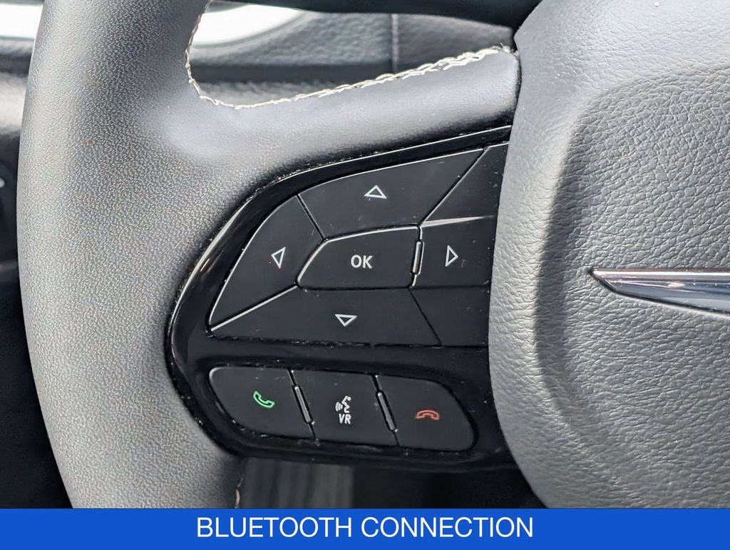 Used 2024 Chrysler Pacifica Limited FWD image 19