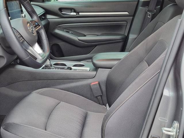 Used 2019 Nissan Altima 2.5 SV FWD image 17