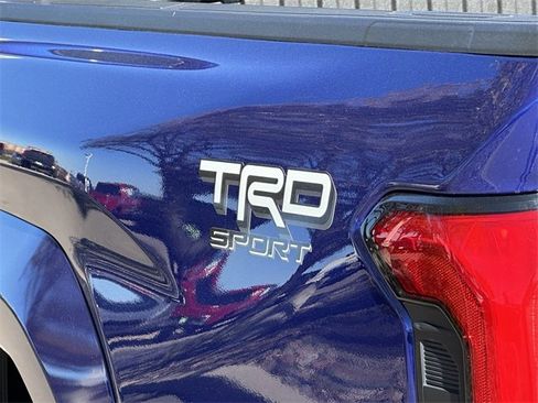 Certified 2025 Toyota Tacoma TRD Sport image 31