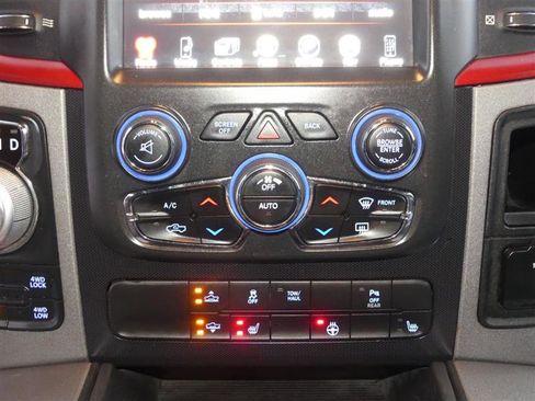 Used 2017 RAM 1500 Rebel w/ Luxury Group image 33