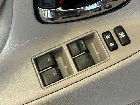 Used 2011 Toyota Camry LE w/ LE Extra-Value Pkg FWD image 14