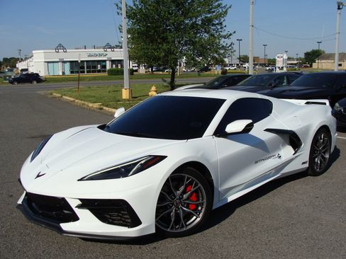 Used 2020 Chevrolet Corvette Stingray Premium Cpe w/ 3LT Preferred Equipment Group RWD image 5