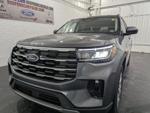 New 2026 Ford Explorer Active w/ Active Comfort Package AWD/4WD image 3