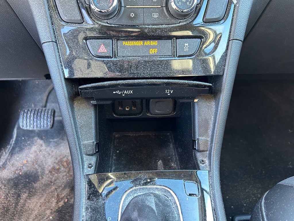 Used 2019 Buick Encore Preferred AWD/4WD image 31