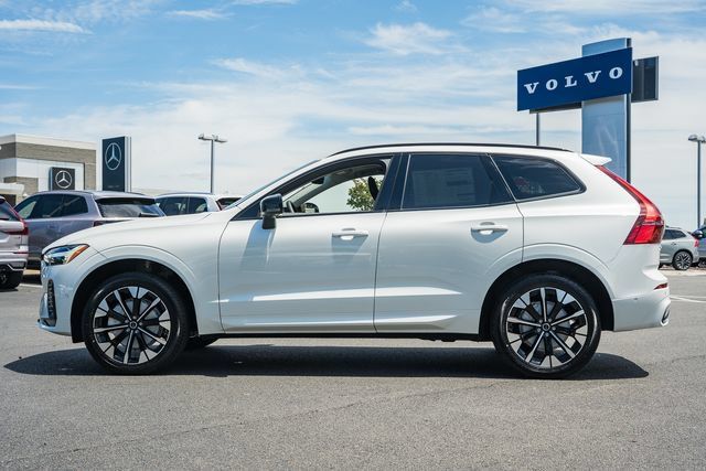 New 2026 Volvo XC60 B5 Plus AWD/4WD image 4