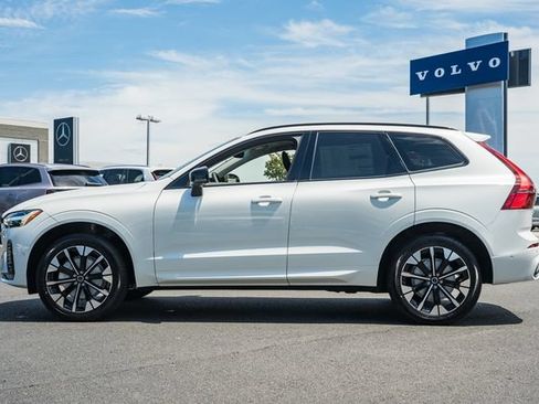 New 2026 Volvo XC60 B5 Plus w/ Climate Package AWD/4WD image 4