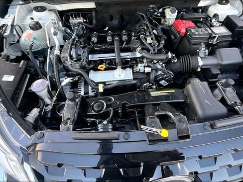 Used 2024 Nissan Kicks S image 10