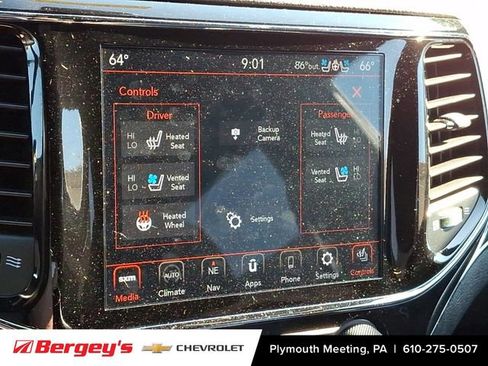 Used 2021 Jeep Grand Cherokee Trailhawk w/ Trailhawk Luxury Group AWD/4WD image 28