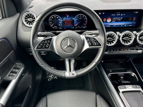 Certified 2025 Mercedes-Benz GLA 250 image 16